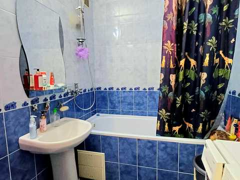 квартира за адресою Льотна вул. (Червоногвардійська), 25б