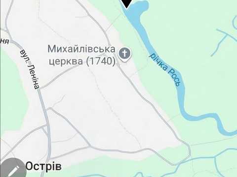 ділянка за адресою с. Острів, Набережна