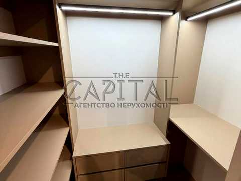 квартира по адресу Причальная ул., 8