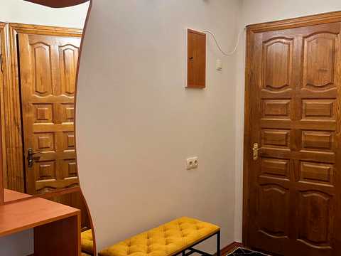 квартира за адресою Академіка Богомольця вул., 8-А