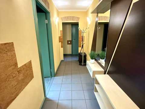 квартира за адресою Екіпажний пров., 1