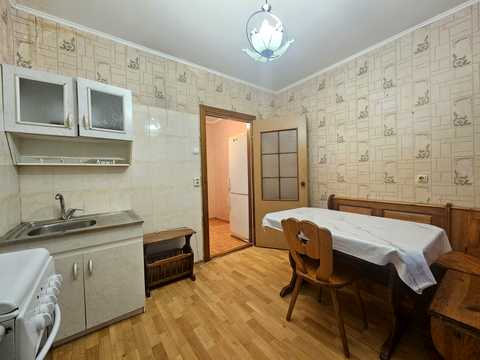 квартира за адресою Олени Пчілки вул., 2-Б