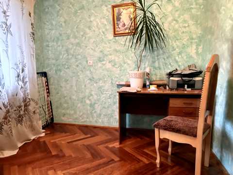 квартира за адресою Гната Хоткевича вул., 44/4
