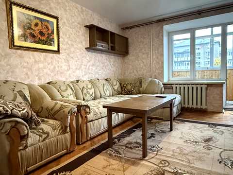 квартира за адресою Гната Хоткевича вул., 44/4