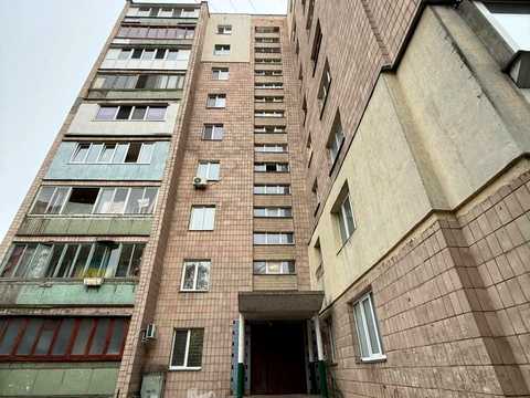 квартира за адресою Дніпровська вул., 11