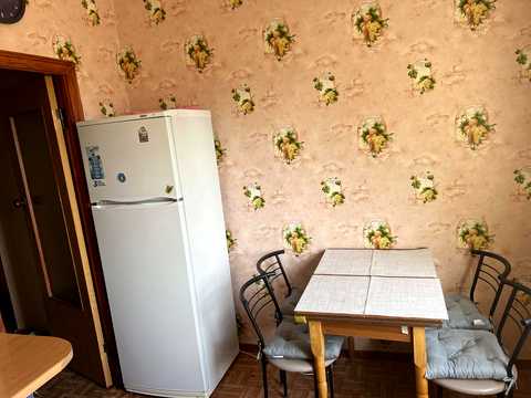 квартира за адресою Анни Ахматової вул., 43