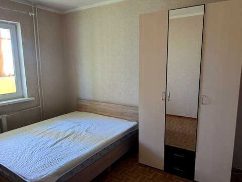 квартира за адресою Анни Ахматової вул., 43