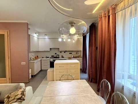 квартира за адресою Нескорених вул. (Героїв Праці), 32а