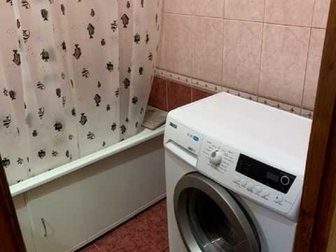 квартира за адресою Анни Ахматової вул., 43
