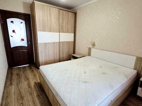квартира за адресою Героїв просп., 4