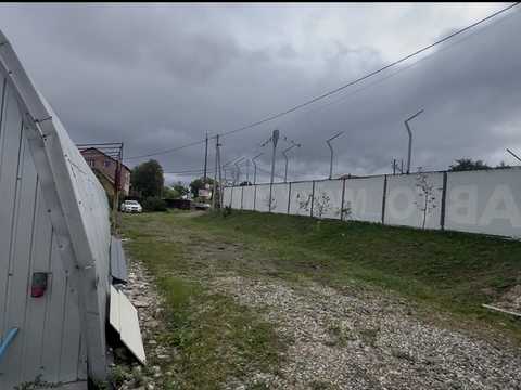 комерційна за адресою с. Угринів, Калуське шосе, 16
