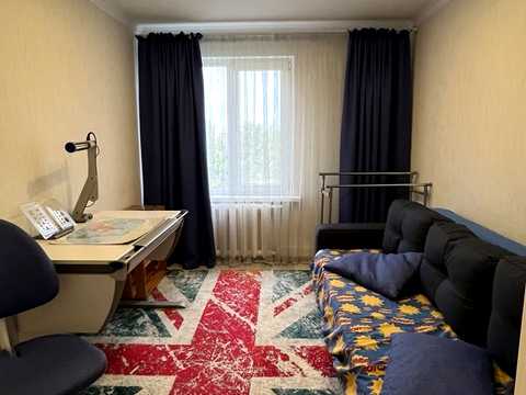 квартира за адресою Академіка Корольова вул., 76/2