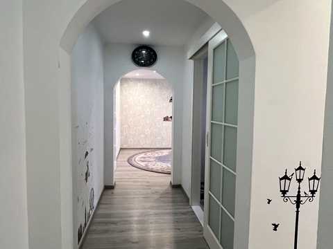 квартира за адресою Академіка Корольова вул., 76/2