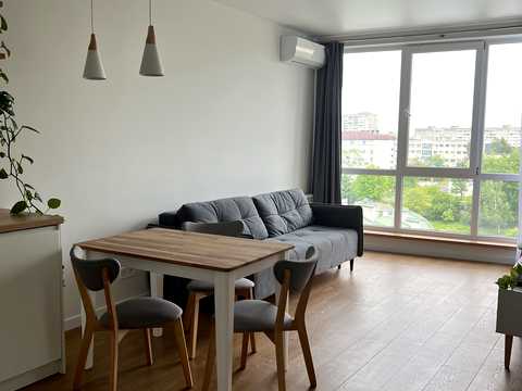 квартира за адресою Трускавецька вул., 2