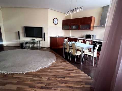 квартира за адресою Середньофонтанська вул., 19в