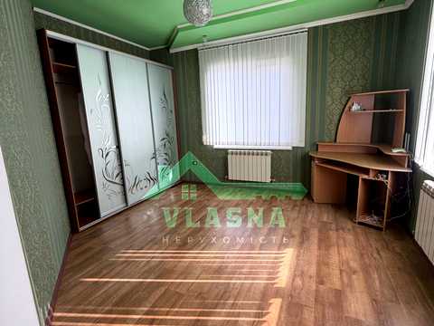 будинок за адресою смт. Великодолинське, Вербна, 18
