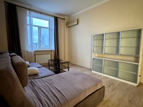 квартира по адресу Кловский спуск, 17