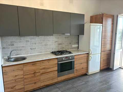 квартира за адресою Лозовецька вул., 8