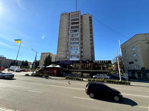 коммерческая по адресу Перемоги ул., 1
