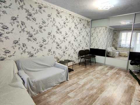 квартира за адресою Василя Симоненка вул., 30