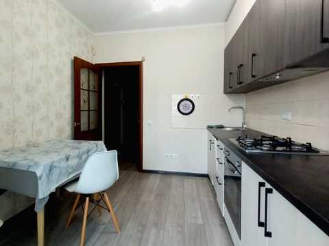 квартира за адресою Зоопаркова вул., 10