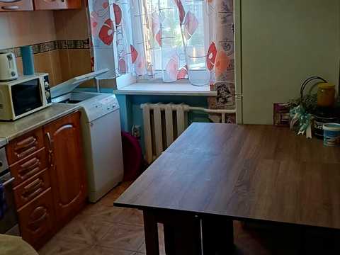 квартира за адресою В'ячеслава Чорновола вул., 36