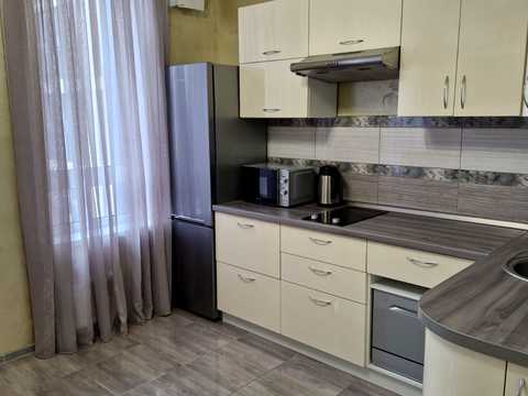 квартира за адресою Салютна вул., 2к1