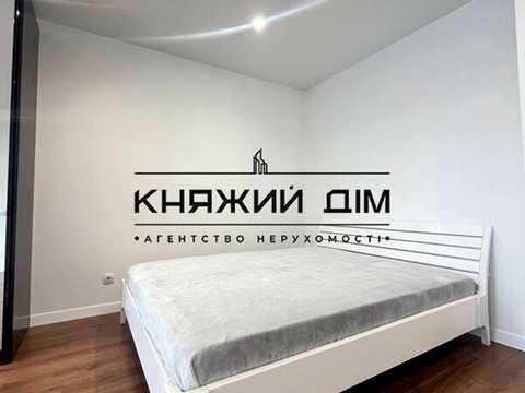 квартира за адресою В'ячеслава Чорновола вул., 30
