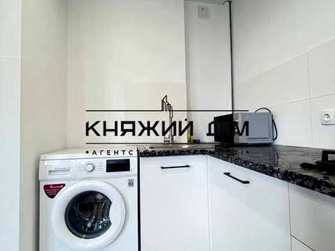 квартира за адресою В'ячеслава Чорновола вул., 30