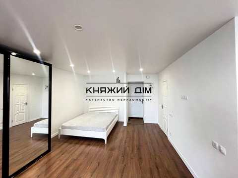 квартира за адресою В'ячеслава Чорновола вул., 30