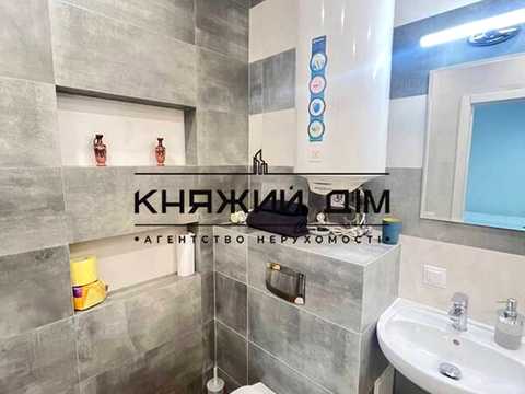 квартира за адресою В'ячеслава Чорновола вул., 30