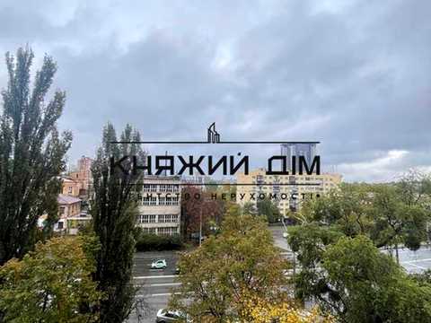 квартира за адресою В'ячеслава Чорновола вул., 30