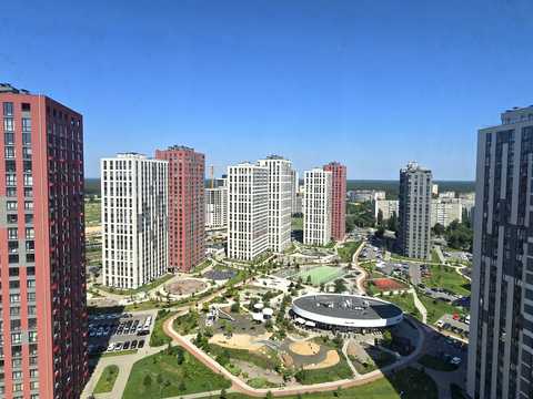 квартира по адресу Олександра Олеся ул., 8/17