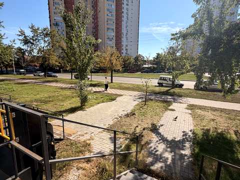 коммерческая по адресу Павла Тычины просп., 9
