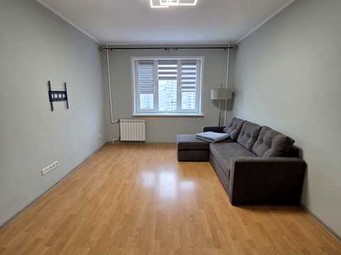 квартира за адресою Драгоманова вул., 25