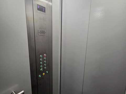 квартира за адресою Драгоманова вул., 25