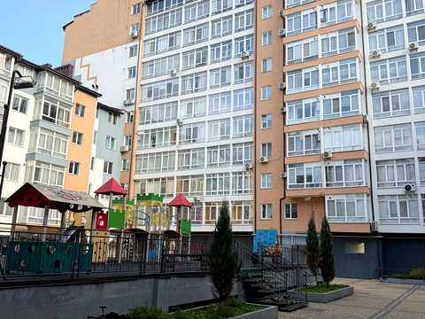 квартира за адресою Андрія Мельника вул., 10 к6