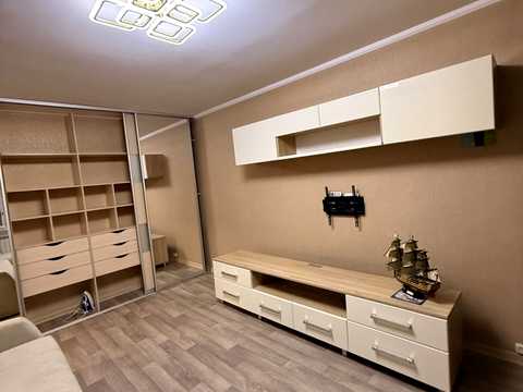 квартира за адресою Тростянецька вул., 3