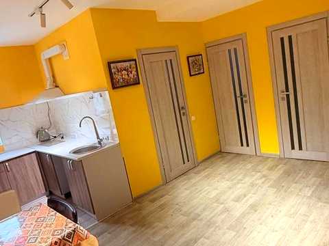 будинок за адресою Киргизька вул., 108