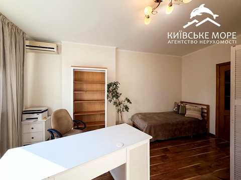 квартира за адресою Воскресенська вул., 12-А