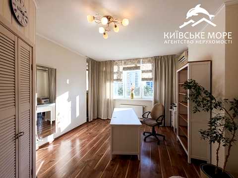квартира за адресою Воскресенська вул., 12-А