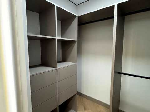 квартира за адресою Романа Левицького вул., 4