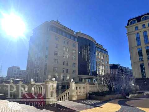 комерційна за адресою Ярославська вул., 56