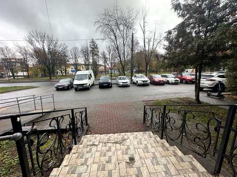 комерційна за адресою Сяйво вул., 13