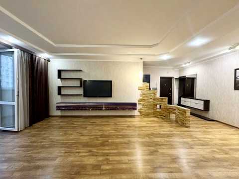 квартира за адресою Зодчих вул., 5