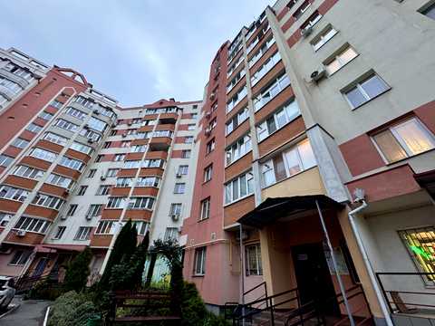 квартира за адресою Зодчих вул., 5