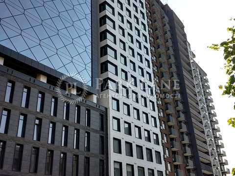 комерційна за адресою Василя Стуса вул., 35-А