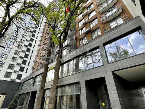 комерційна за адресою Василя Стуса вул., 35-А