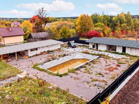 коммерческая по адресу Лісна, 1