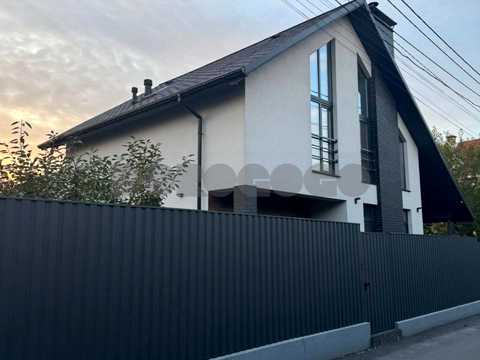 дом по адресу с. Софиевская Борщаговка, Садова, 3